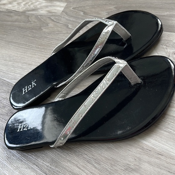 Bling flip flops - Picture 4 of 8